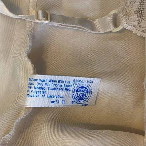 Maiden Form Something Special Cami Top Ivory Sz 36 Lace Bow Dainty Union Made - Picture 4 of 9